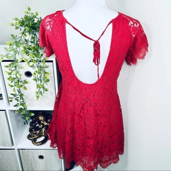 Free People Short Sleeve Lace Open Back Mini Dress Tunic Magenta Red XS - Picture 2 of 9